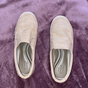 Dual crocs comfort flats.